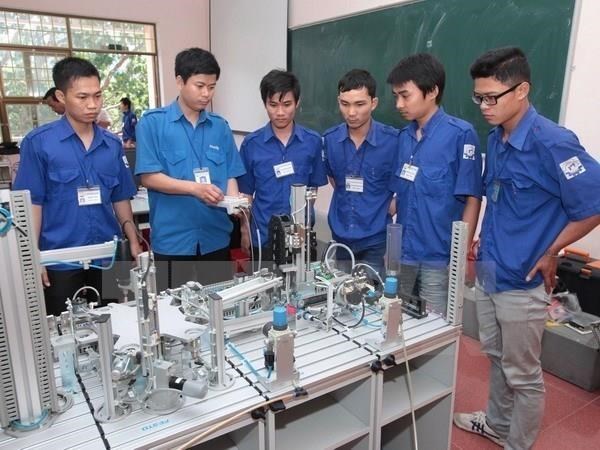 Đẩy mạnh tuyển sinh, đào tạo trực tuyến trong giáo dục nghề nghiệp